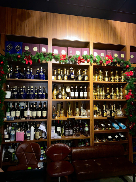 内部施設-ダナン夜遊び ガイド2025｜キャバクラ・ガールズバーとバーム文化